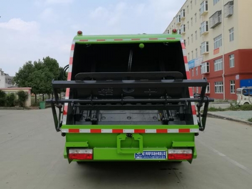 ����D7������8��ѹ��ʽ������