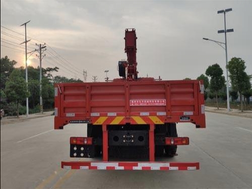 ����(T5)6.3-8���泵�������䳵