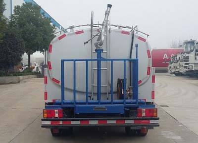 ����5����ѹ��ϴ��